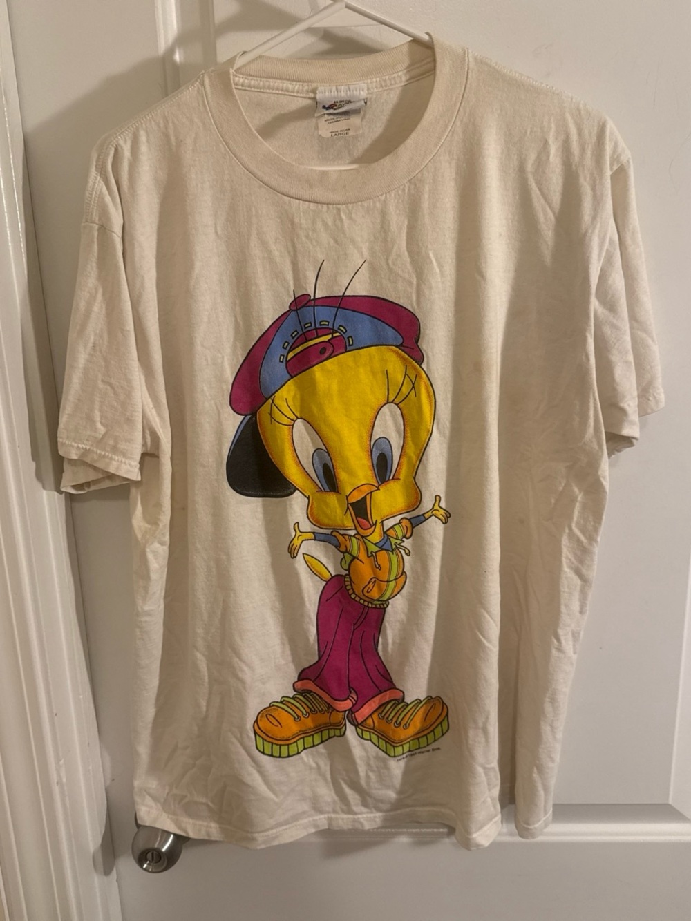 VINTAGE 1995 Looney Tunes Tweety Bird Shirt